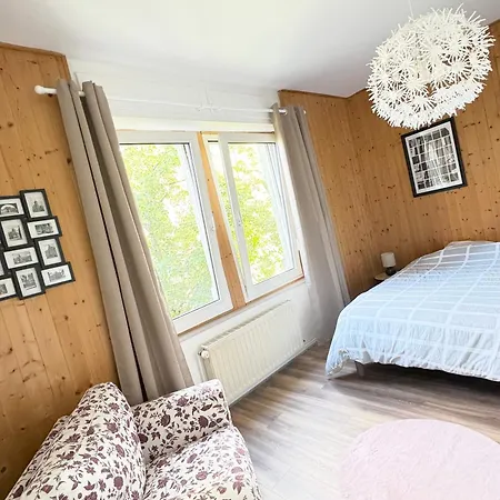 Chez Diane , Complet , Parking Gratuit Devant L'immeuble Apartment